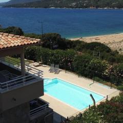 Grand appartement T4 - piscine - vue féérique