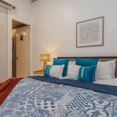 AIRPORT EXPRESS HOSTEL E-621,3 Minutes to Airport, Fast Wi-fi, Netflix