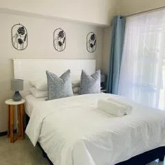 Cozy Garden Facing Guest Suite -(Back up power)