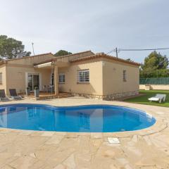 INNOUTHOME VILLA FAMILIAR PISCINA Coll de Balaguer