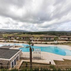 Luxury Villa w Pool Balcony in Regnum Golf Club