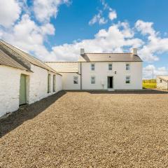 3 bed property in St Davids 88892