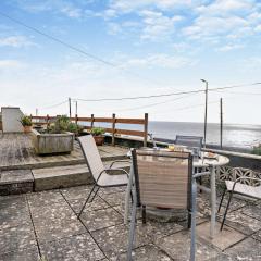 4 Bed in Ogmore-by-Sea 74236