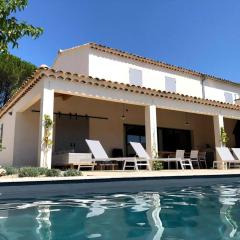 Villa de 4 chambres avec piscine privee terrasse et wifi a Malaucene