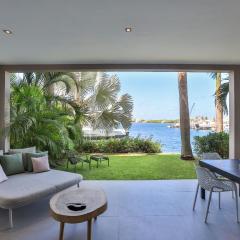 One bedroom apartement with sea view shared pool and enclosed garden at Cole Bay