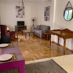 Spacious 2 BR apartment Downtown Athens - Explore Center by foot