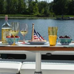 Beautiful Yacht on Catskill Creek