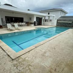 Exquisite Private Villa