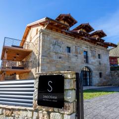 Sandoñana Old Palace Lodge