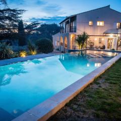 pleasant, detached villa with private heated pool for 12 people in saint-chamas
