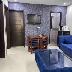 3 bed Luxurious Apartment DHA PH8