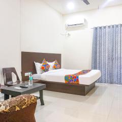 FabHotel Om Sai