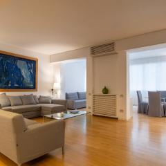 Attic with Terrace & Jacuzzi