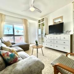 GATU VALDEPLAYA 1ª linea playa piscina parking 3 dormit 2 baños, " Preferente mayores de 21 años y familias "