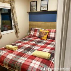 Lovely 2-Bed Chalet in Prestatyn