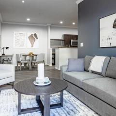 Landing Modern Apartment with Amazing Amenities (ID7779X37)