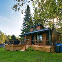 CHALET AUX MÉLÈZES AVEC SPA ET PISCINE CREUSÉ PRIVÉ