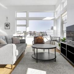 Landing - Modern Apartment with Amazing Amenities (ID1401X734)