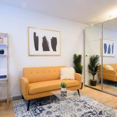 69-3D Prime Lower East East BRAND NEW 1br Apt