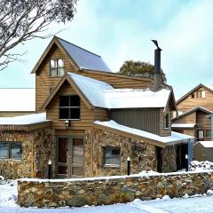 Vaucluse Chalet, alpine-getaways