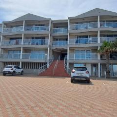 201 Coral Island, 88 Coral Road, Bloubergstrand