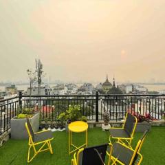Penthouse*Lakeview*BBQGrill*BigTerrace*5Kingbeds