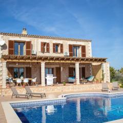 Idyllische Natur-Finca mit 12m Pool & Meerblick