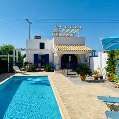 Little House with private pool and garden - BY APOKORONAS VILLAS