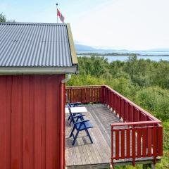 Beach Front Home In Straumsjen With Kitchen