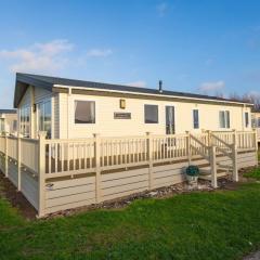 MP630 Lodge - Camber Sands Holiday Park - Sleeps 8 - Huge Decking - Dishwasher - Washing Machine