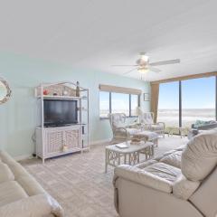 Oceanfront Corner Unit at Chadham-by-the-Sea Car Free Beach CH210