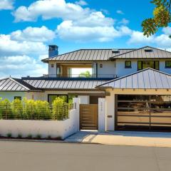 Luxury Bird Rock Home with Private Pool, Hot Tub & Fire Pit!