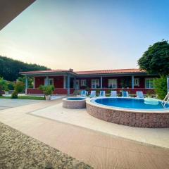 4 bedrooms villa with private pool jacuzzi and terrace at Rebordoes Souto
