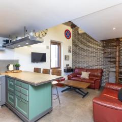 Mou Trastevere House by Rental in Rome