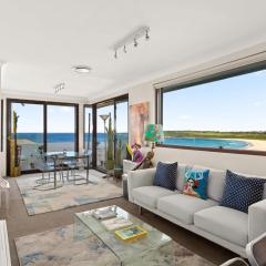 Pristine 2-Bed With Expansive Beach Views