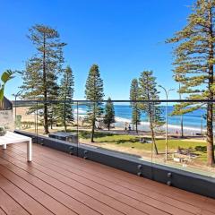 Glorious Beachfront 3-Bed with Breathtaking Views