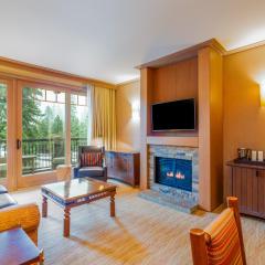 Luxury Suite with kitchen & balcony in Suncadia Lodge