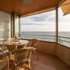 Spacious Apartment with Sea View Terrace in Calafell