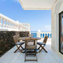 2 bedrooms appartement with shared pool terrace and wifi at Puerto de la Cruz 1 km away from the beach