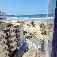 Apartamento Kit Ocian na Praia Grande Frente Mar
