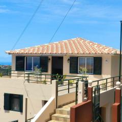 2 bedrooms house with terrace and wifi at Ribeira Brava 4 km away from the beach