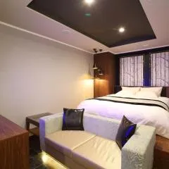 ホテルクリスタルゲート木更津