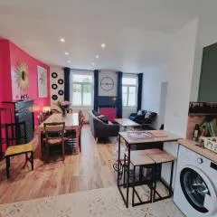 Gîte tout confort avec jardin, près de Valenciennes - 5 chambres, équipements bébé, borne électrique - FR-1-510-188