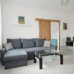 Stylowy Apartament 3city w Centrum Sopotu z Jedną Sypialnią by Noclegi Renters