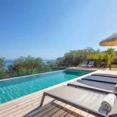 Villa Apanemia Mare