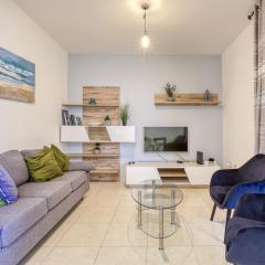 A lovely 2Br home just off Spinola Bay by 360 Estates
