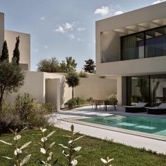 Stunning Zakynthos Luxury Villa | 2 Bedrooms | Villa Sissubo | Private Heated Infinity-edge Pool with Hydromassage | Tsilivi