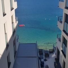 MAGNIFIQUE APPARTEMENT LES PIEDS DANS L'EAU PROPRIANO