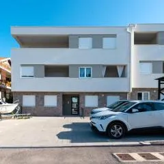 Apartment APARTMAN MIA