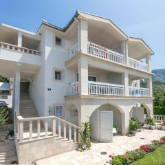 Apartments with a parking space Podaca, Makarska - 6736